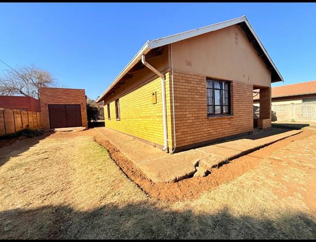 3 BEDROOM HOUSE FOR SALE IN VANDERBIJLPARK CW 6